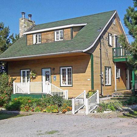 Gite La Halte Du Verger Bed And Breakfast Rivière-du-Loup Eksteriør bilde