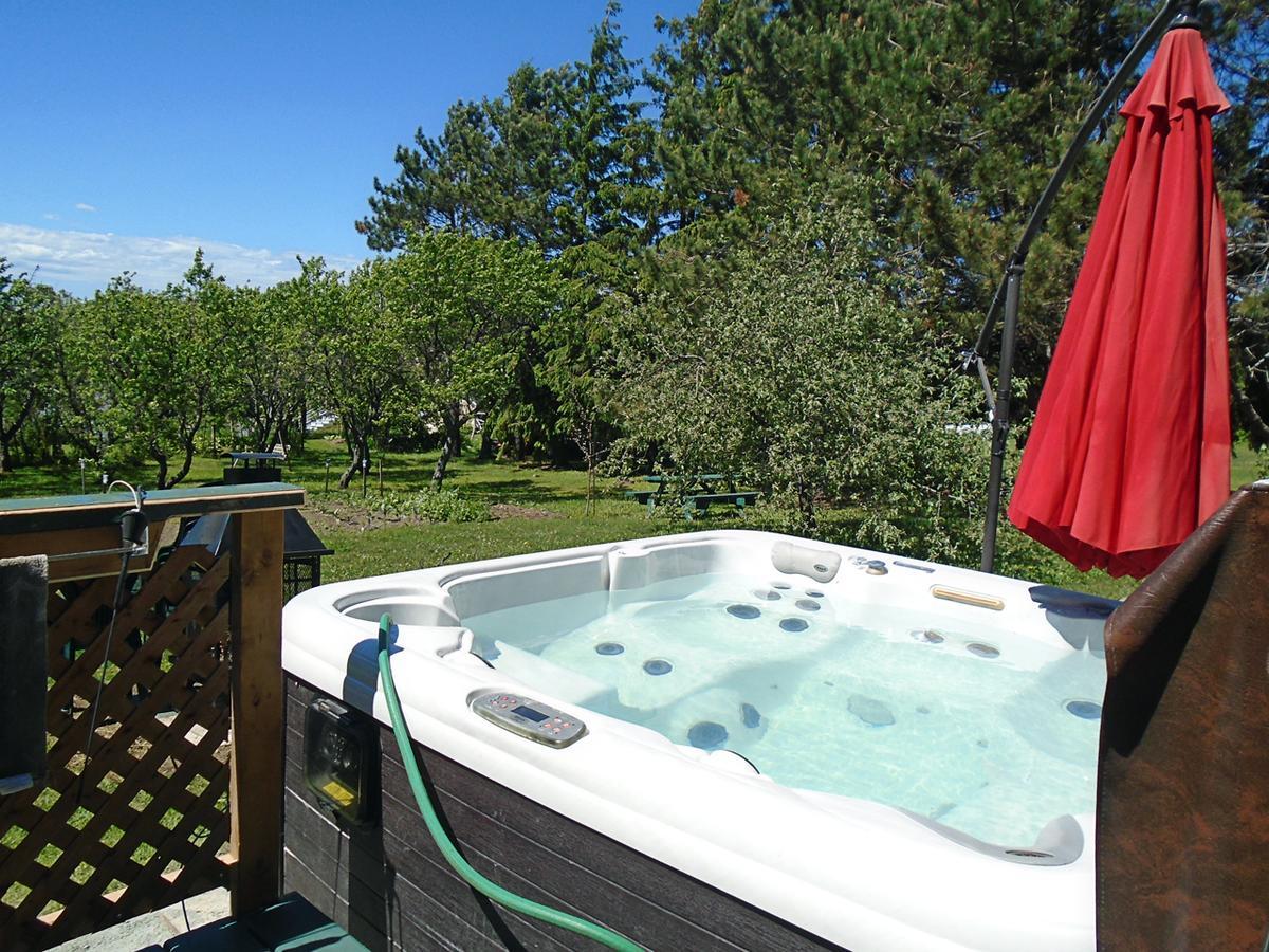 Gite La Halte Du Verger Bed And Breakfast Rivière-du-Loup Eksteriør bilde